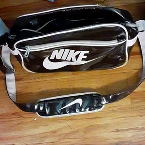 Nike shoulder bag